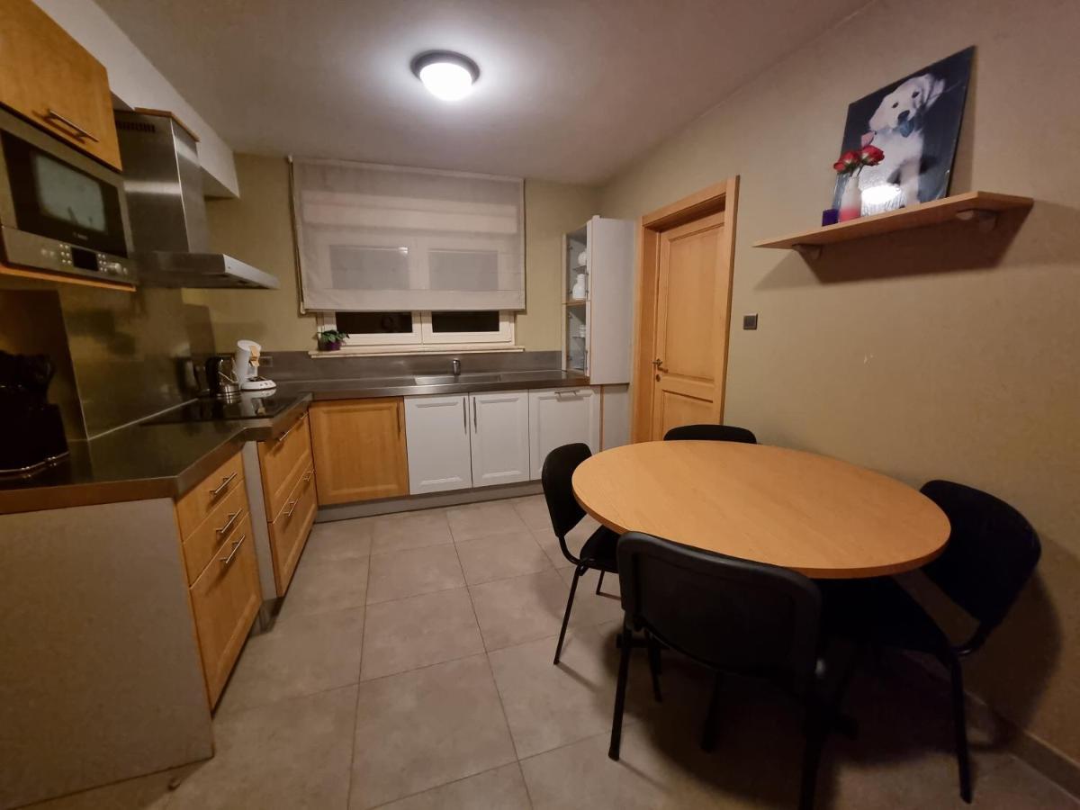 Susberg 3 Luxe Verblijf Met Zwembad En Sauna Pelt Luaran gambar